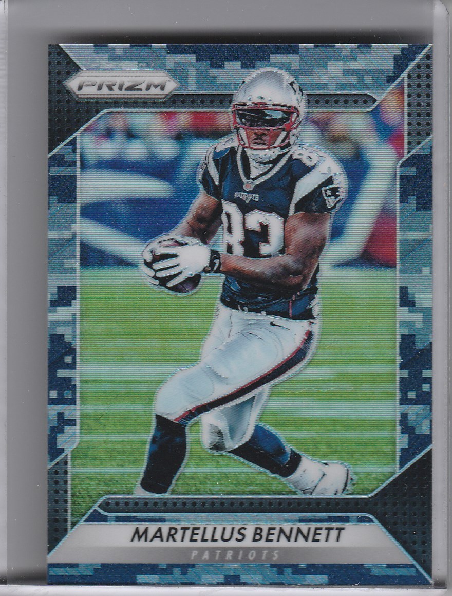 2016 PANINI PRIZM #62 MARTELLUS BENNETT BLUE CAMOFLAGE REFRACTOR