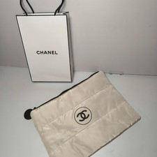 Chanel Beaute Pouch Cosmetic Clutch Pouch White