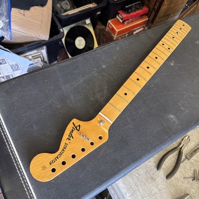 1973 1970s Fender USA Stratocaster Guitar Maple Neck - Great shape