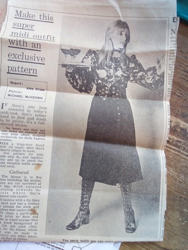 Blouse Asymmetric Button Up Skirt Sz 12 Used 1970s Daily Express Sewing Pattern - Picture 2 of 2