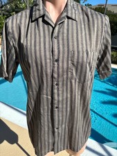 Vintage Triumph of California Striped Gray short sleev Button Shirt Mens M