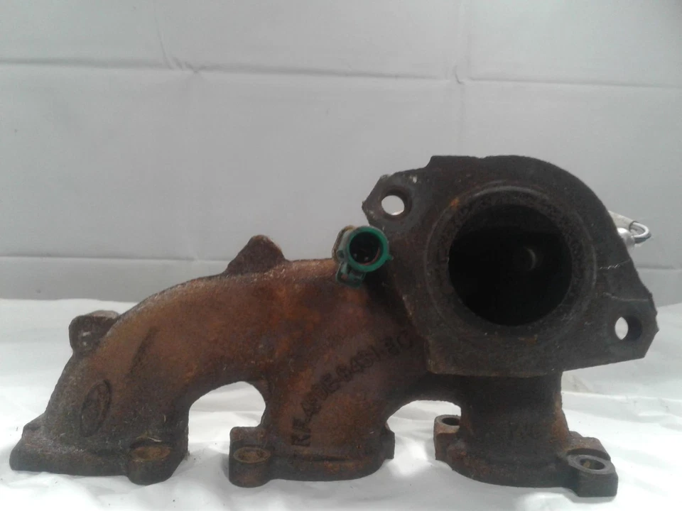 Colector de escape delantero izquierdo usado se adapta a: Ford Fiveundert 2006 3,0 L. delantero delantero Foto 2 de 4