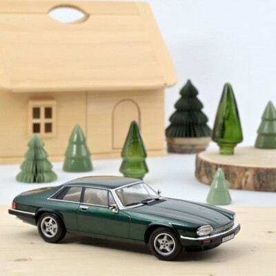 1988 JAGUAR XJS COUPE 5.3 H.E. BRITISH RACING GREEN 1:18 SEALED