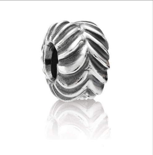 ʕ·ᴥ·ʔAuthentic Pandora Making Waves Charm 790515