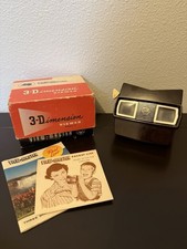 Vintage Sawyers View Master 3-Dimension Model E Bakelite Viewer with Box - Brown
