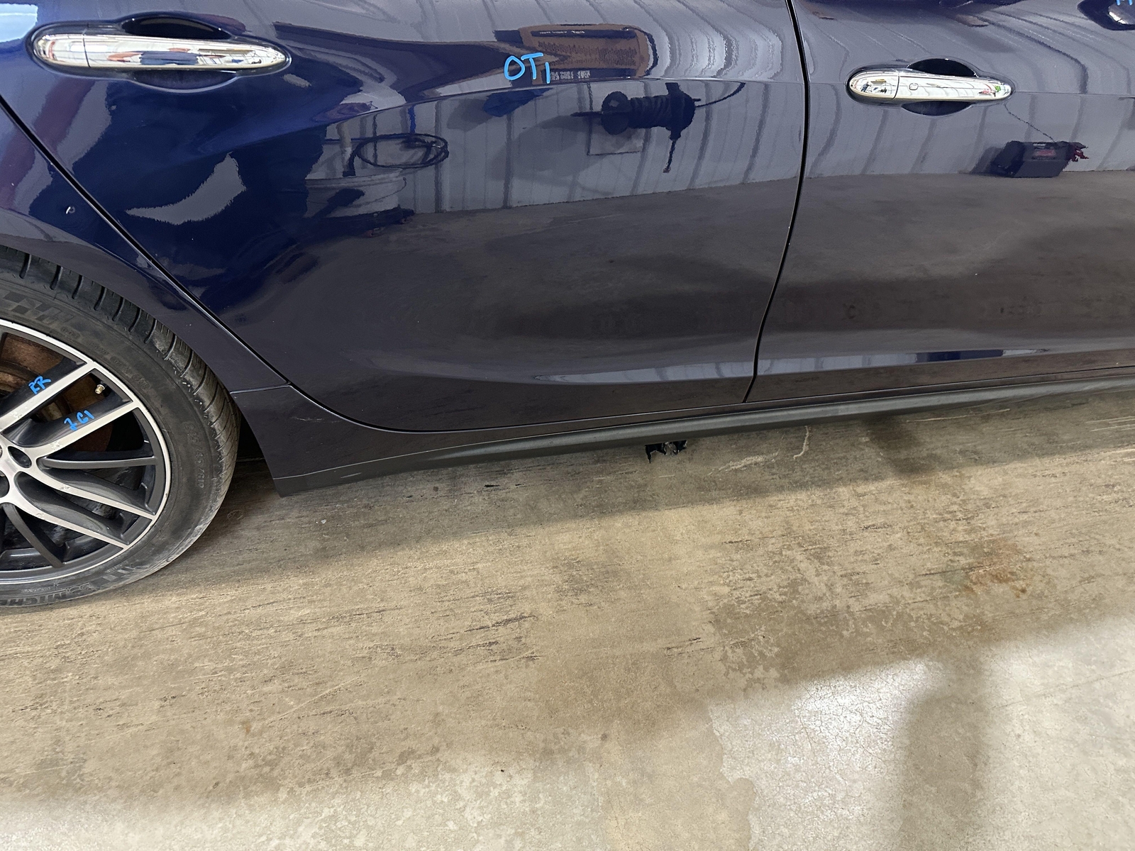 14-17 MASERATI GHIBLI PASSENGER RIGHT REAR SIDE DOOR BLUE PASSIONE PAINT 426B