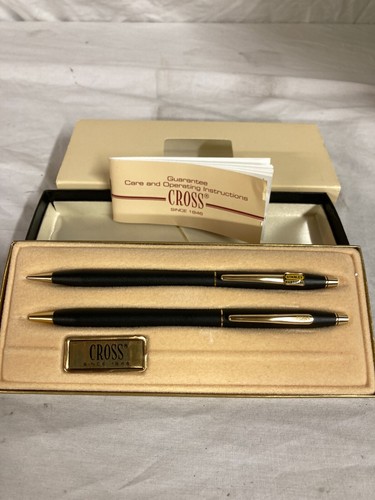 Coﬀret Stylo Et Crayon Cross Classic Black 2501 Avec Recharges - Occasion Excellent état