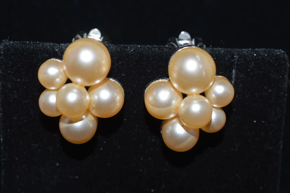 MARVELLA PEARL NECKLACE  EARRINGS SET CLIP ON - Image 2 of 4