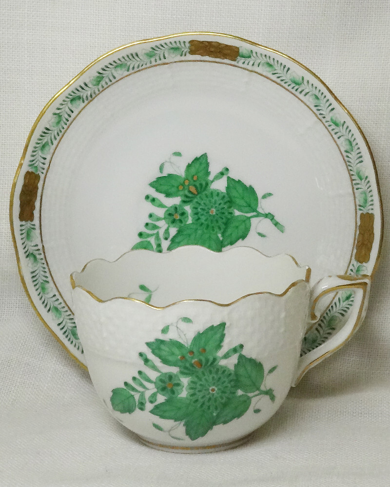 HEREND CHINESE BOUQUET GREEN Demi Espresso Cup & Saucer 711 HEREND CHINESE BOUQUET GREEN Demi Espresso Cup & Saucer 711