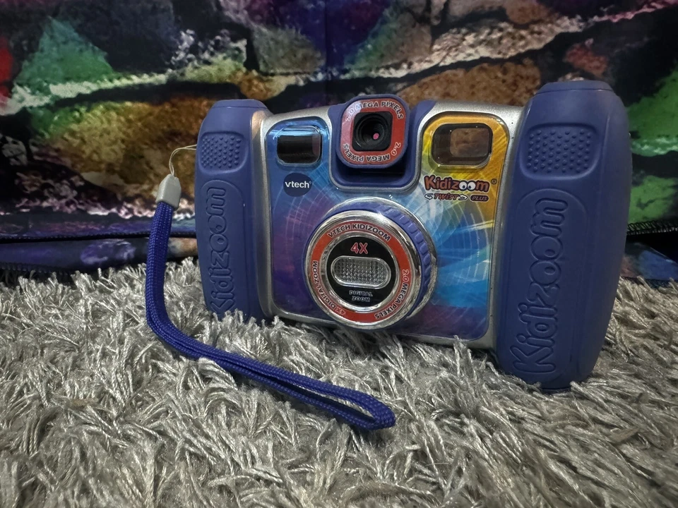 Vtech Kidizoom Twist Plus 4 X Zoom 2.0 Mega Pixel Digital Camera For Kids Blue - Image 3 of 4