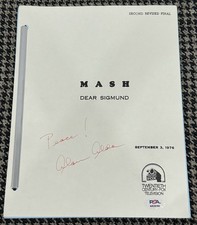 Alan Alda Signed Autograph Mash Dear Sigmund 1976 Full Script PSA/DNA Authentic