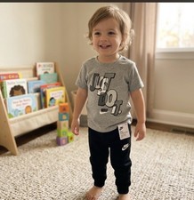 Nike Toddler Boys 2-Piece Set "Just Do It" Graphic Tee Black Joggers Size 4 XS