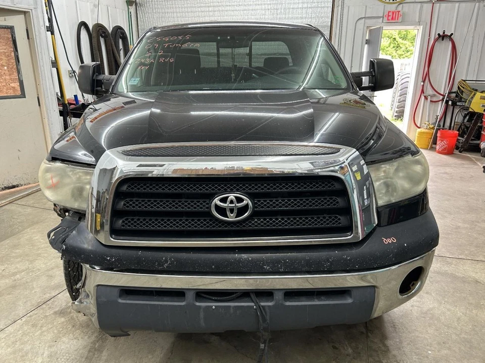 2007-2013 Toyota Tundra Transfer Case 5.7L - Image 2 of 4