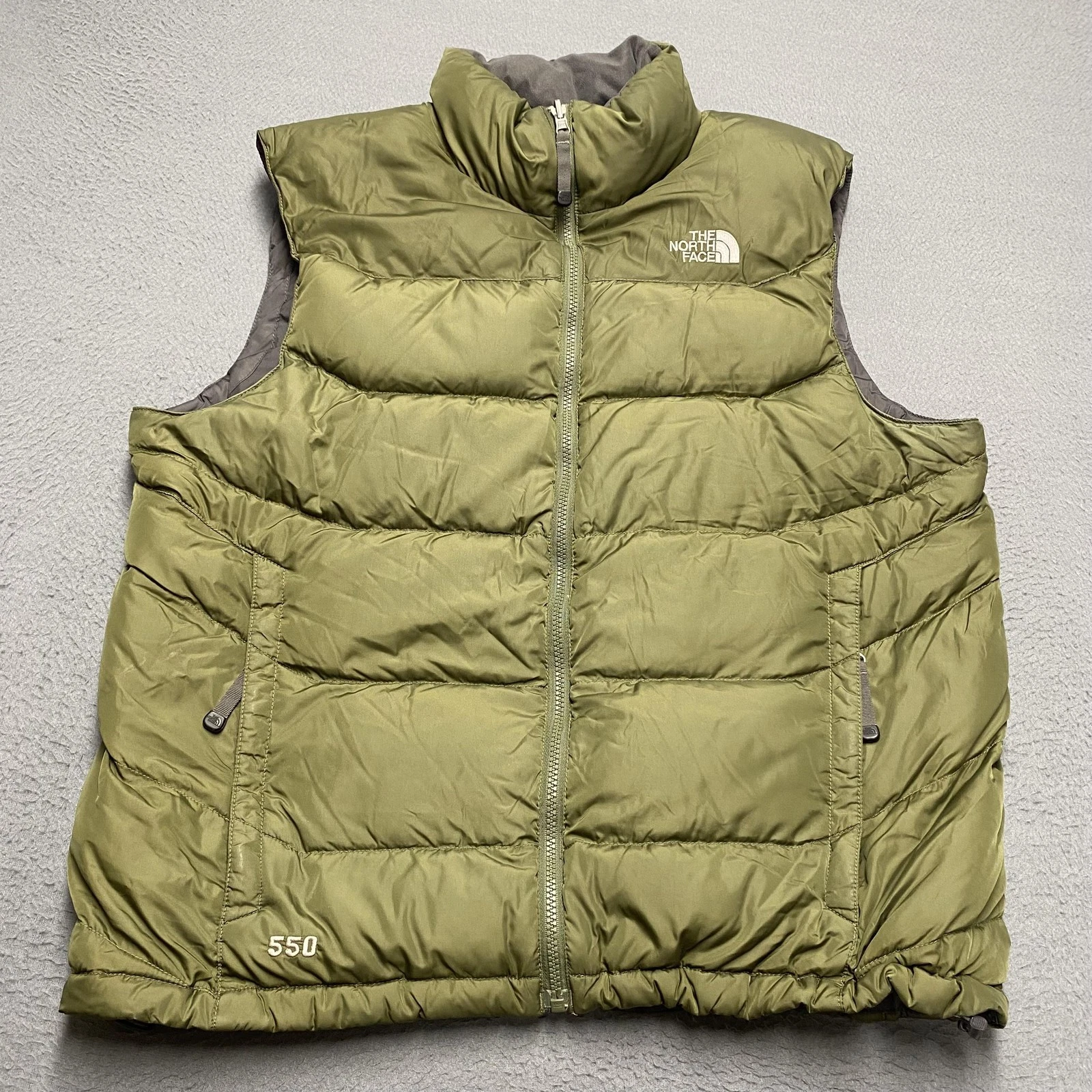 The North Face Vest Mens Large Green 550 Puffer Insulated Quilted Full Zip
Opens in a new window or