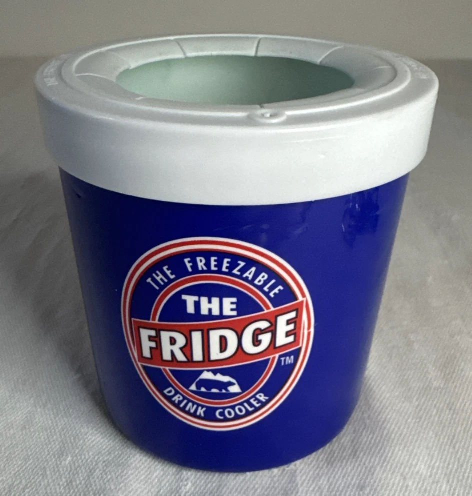 Vtg THE FRIDGE Blue Freezable Drink Cooler Can Koozie Coozie Holder *Note
Opens in a new window or t
