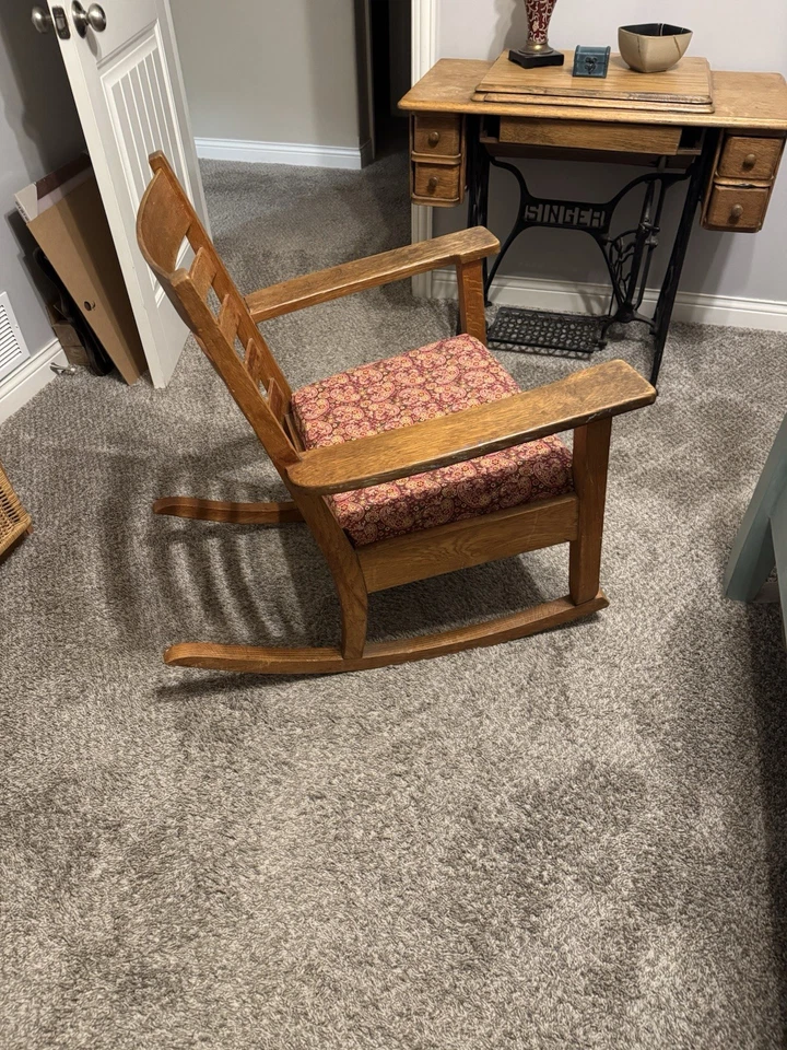 Mission Style古董摇椅 — 第 3/4 张图片