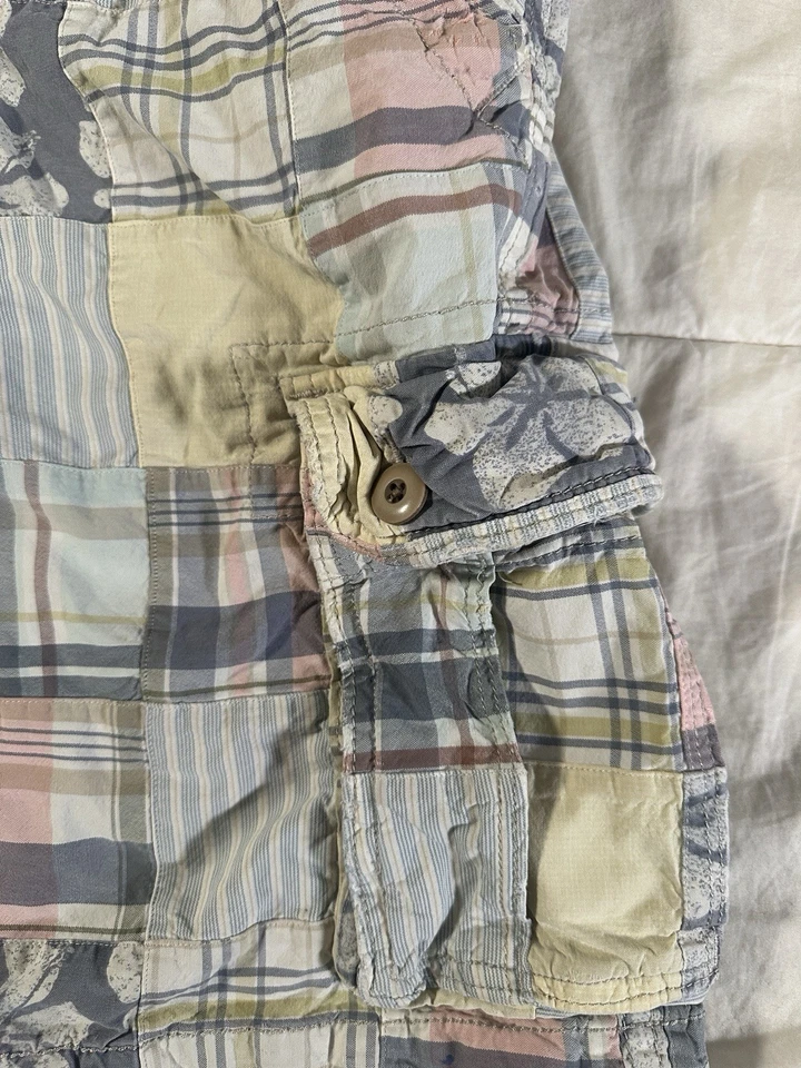 Hollister Cargo Shorts Men Size 32”Patchwork Y2k Vtg Baggy Button Fly Distressed - Image 2 of 4