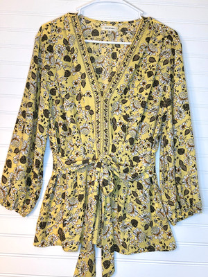 MAX STUDIO Women's L Yellow Floral V Neck 3/4 Sleeve Blouse Ruch Waist Tie