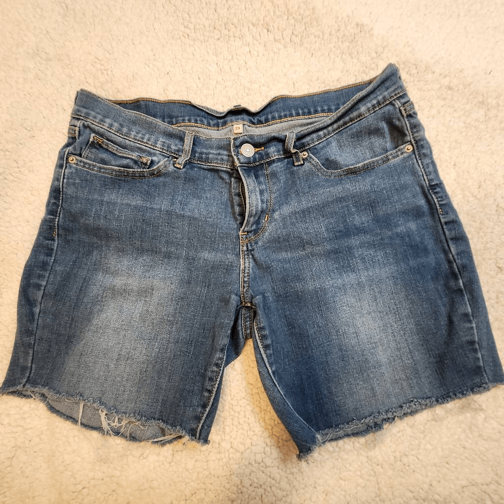Levi's cut-off denim shorts Size 29