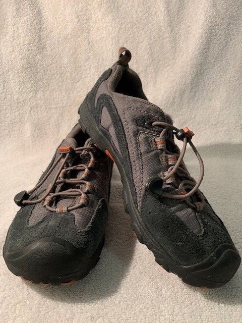Scarpe da trekking Keen da donna taglia 5 scarpe da passeggio con lacci elasticizzate grigio nero