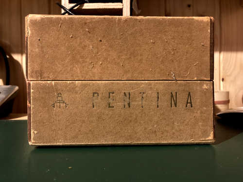 Rare Pentina 35mm SLR camera with carl zeiss Tessar 28/50mm lens. Original Box - Picture 5 of 16
