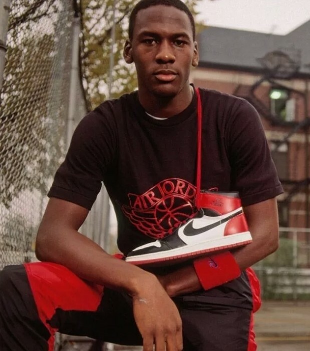 Nike AIR JORDAN 1 Banned 1984 Retro Michael CZ1681 100 Men's Nike AIR JORDAN 1 Banned 1984 Retro Michael CZ1681 100 Men's