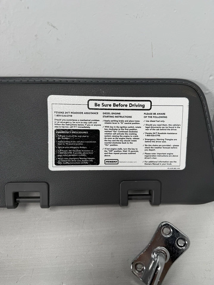 Солнцезащитные козырьки 2024 Freightliner Cascadia - Изображение 2 из 4