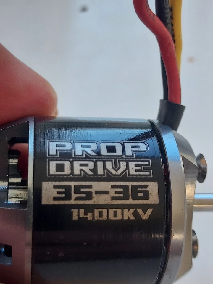 Brushless Motor ø45mm Glocke ø4mm Welle RC Modellbau Flugzeug  35-36  1400KV - Bild 3 von 4