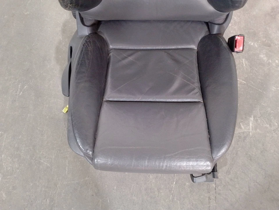 8P0898022 ASIENTO DELANTERO DERECHO / 3 PUERTAS / CUERO NEGRO / 5151584 PARA AUD - Imagen 2 de 4