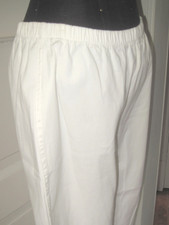 Vintage CERVELLE Pull On Style Casual White Capri Pants Slacks L
