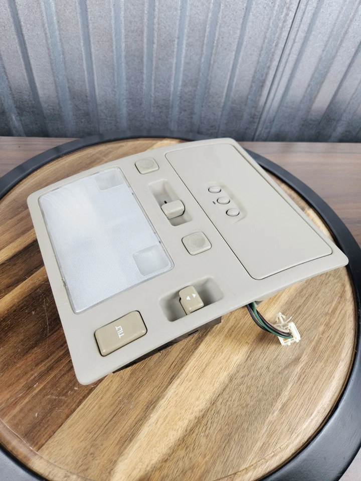 1998-2005 Lexus GS300 Roof Overhead Console Interior Dome Light Lamp OEM - Image 2 of 4