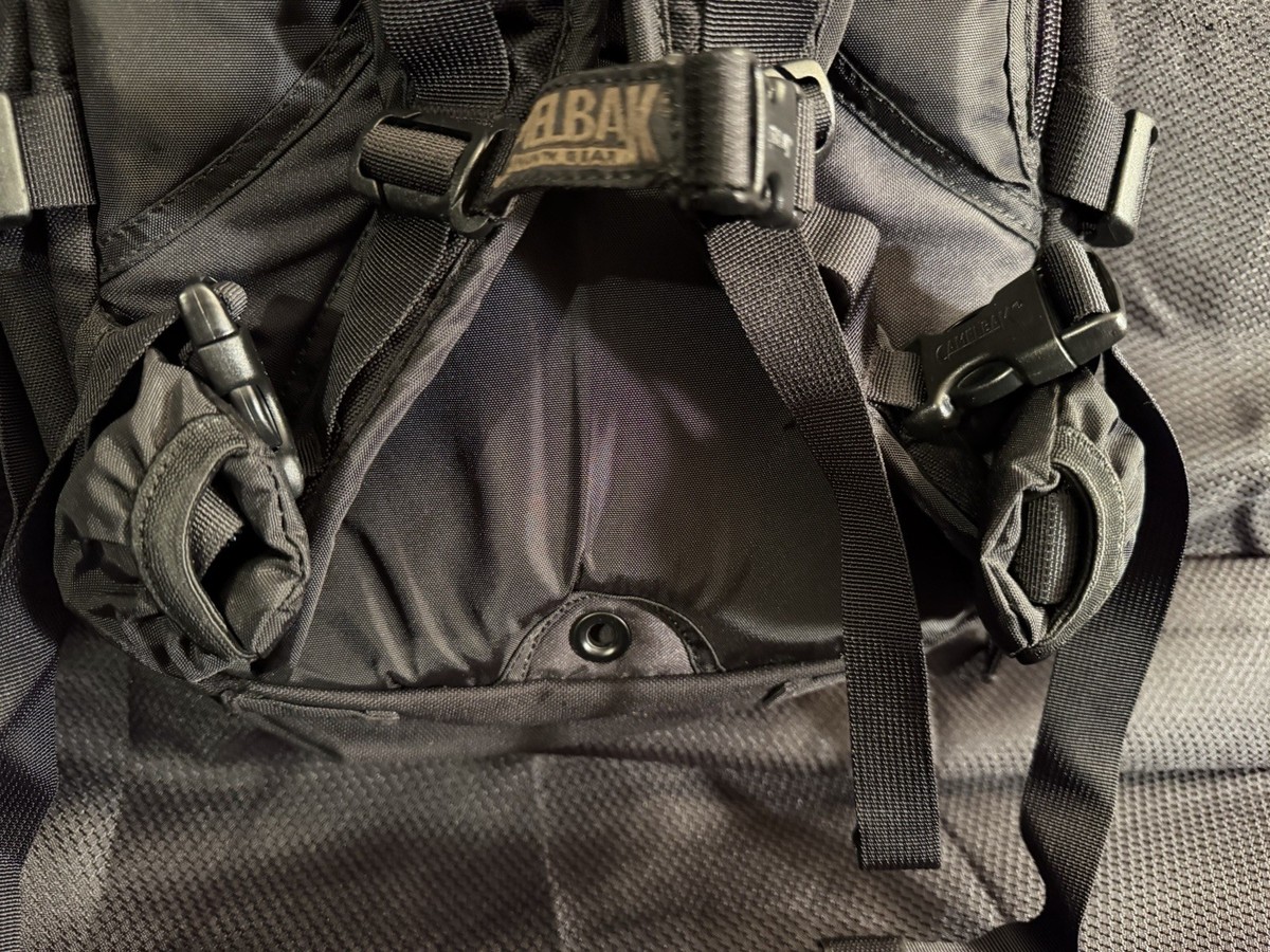CAMELBAK Maximum Gear Hydration Backpack | Black | Padded Straps