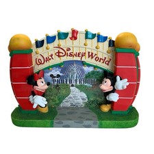 Walt Disney World Entrance Picture Frame for 4x6  Photo Mickey Minnie Mouse