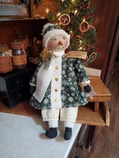 Primitive Christmas Snowman  doll, farmhouse snowman, winter Snowman  doll, 