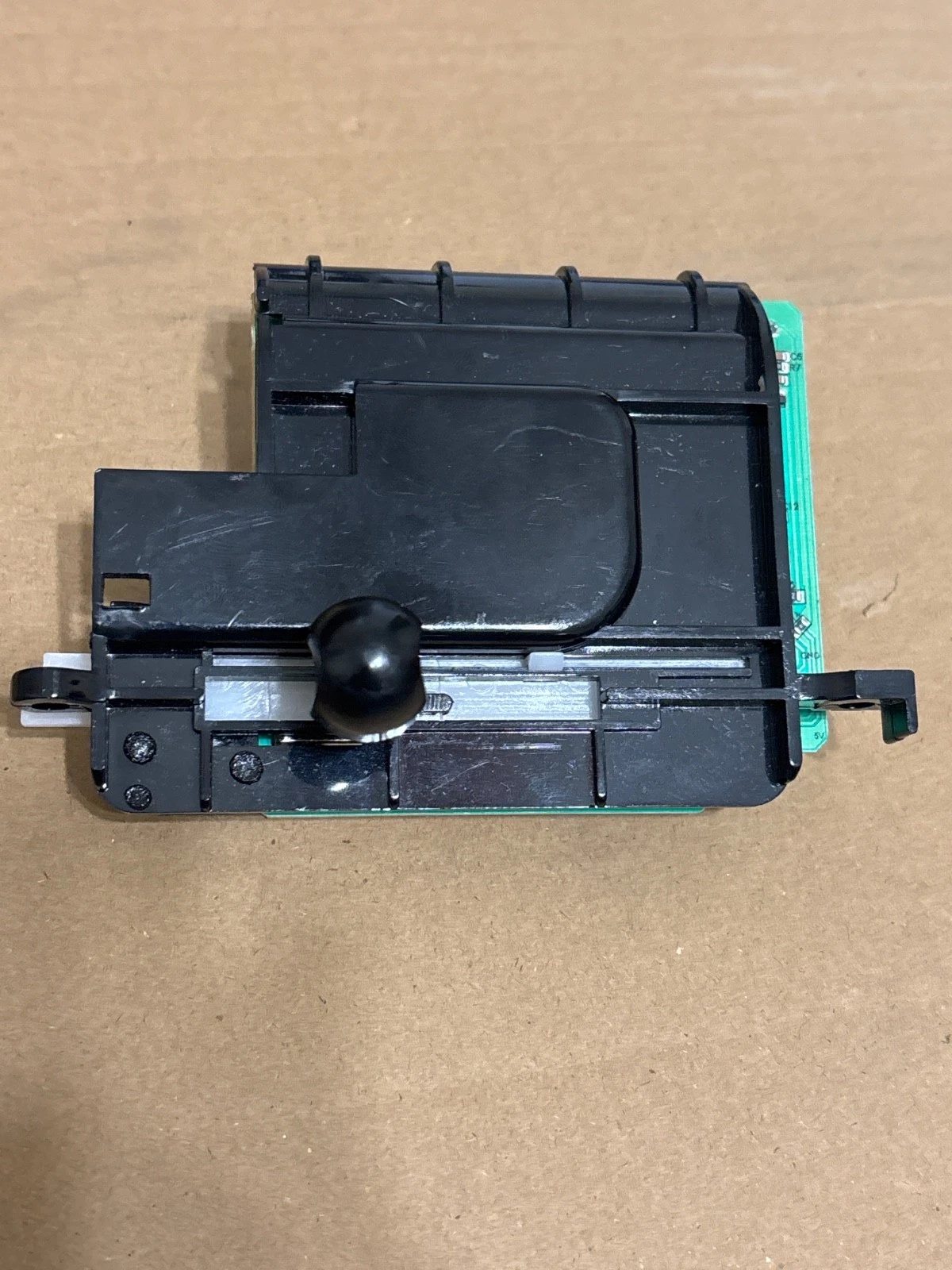 Whirlpool YS106, EM4895, W10814992, Switch, Speed Control, 94V-0, Stand Mixer
Opens in a new window