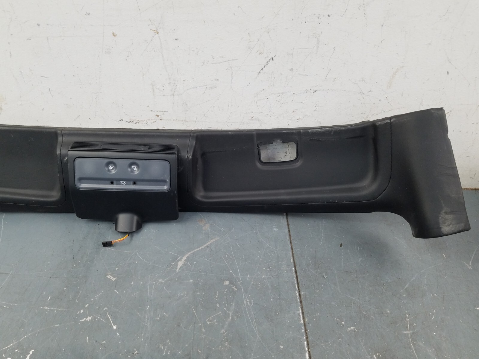 2015 McLaren 650S Spider Overhead Console / Dome Lights / Harness #4100 X2