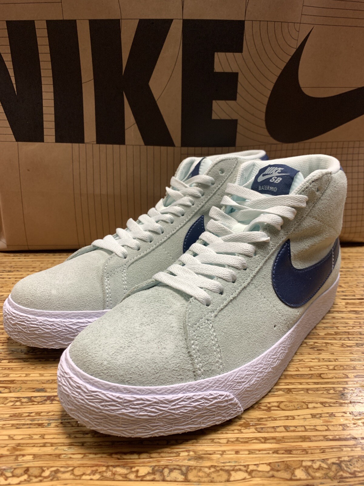 mens size 7 in womens nike