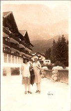 RPPC Postcard Two Pretty Girls in Dresses Mountain Hotel 1920s Flappers    23292