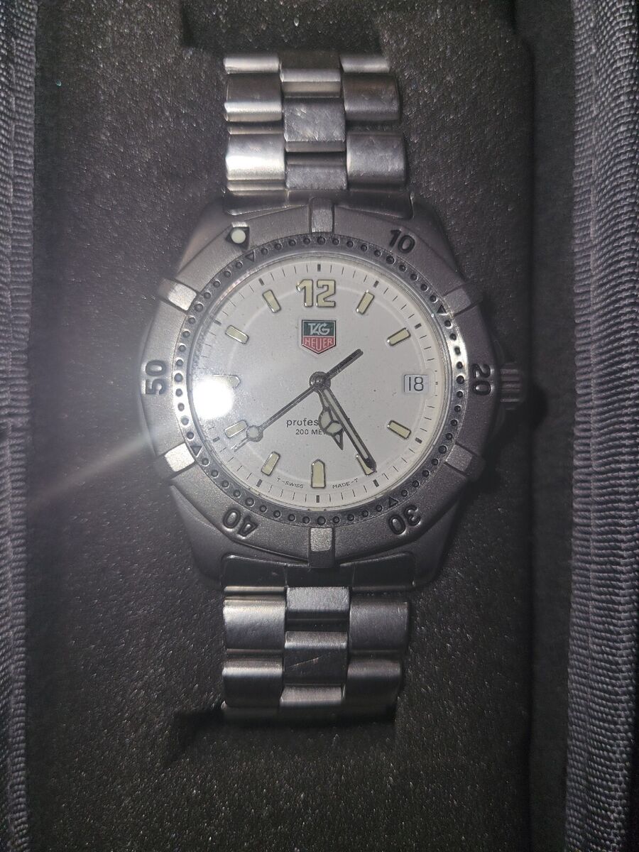 TAG Heuer 2000 White Men's Watch - WK1111 for sale online | eBay TAG Heuer 2000 White Men's Watch - WK1111 for sale online | eBay