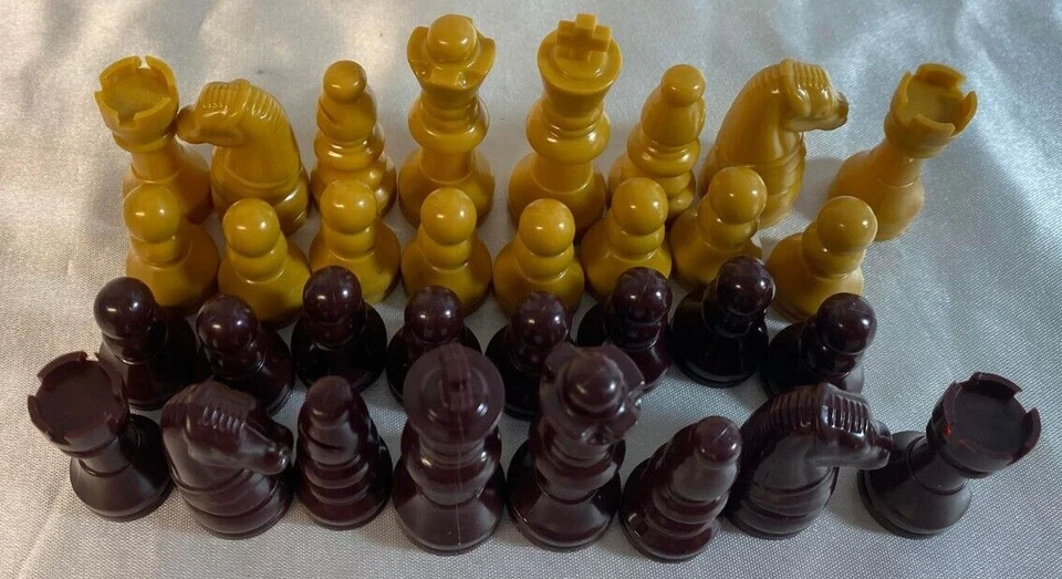 Chess Pieces Complete Set of Plastic Chess Pieces 1-3 inches Brown & Gold - Image 3 of 4