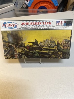 Atlantis JS-III STALIN TANK   SKILL LEVEL 2  MODEL Kit New Sealed A303 1/48