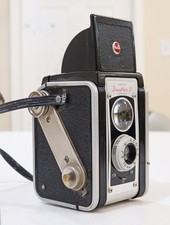 Kodak Duaflex II 620 roll film camera. Kodar triplet lens, w/case.