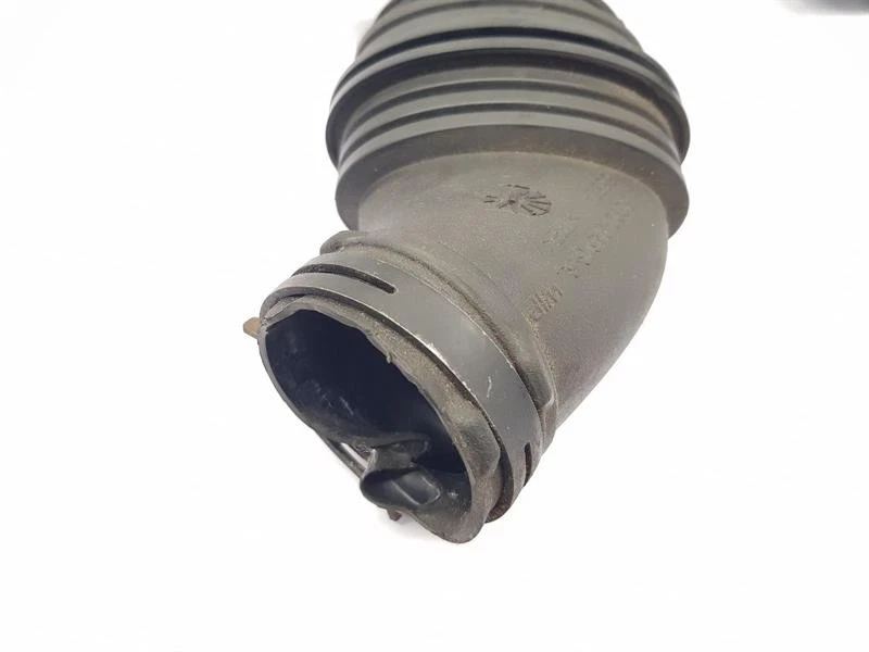 2006-2015 L359 LAND ROVER FREELANDER 2 AIR FILTER OUTLET PIPE/HOSE 2.2 DIESEL - Image 2 of 4