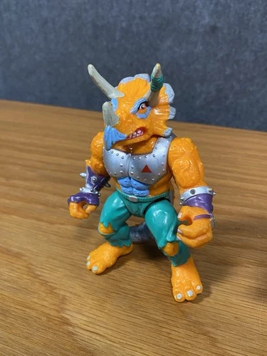 Teenage Mutant Ninja Turtles TMNT Triceraton Action Figure Vintage 1990