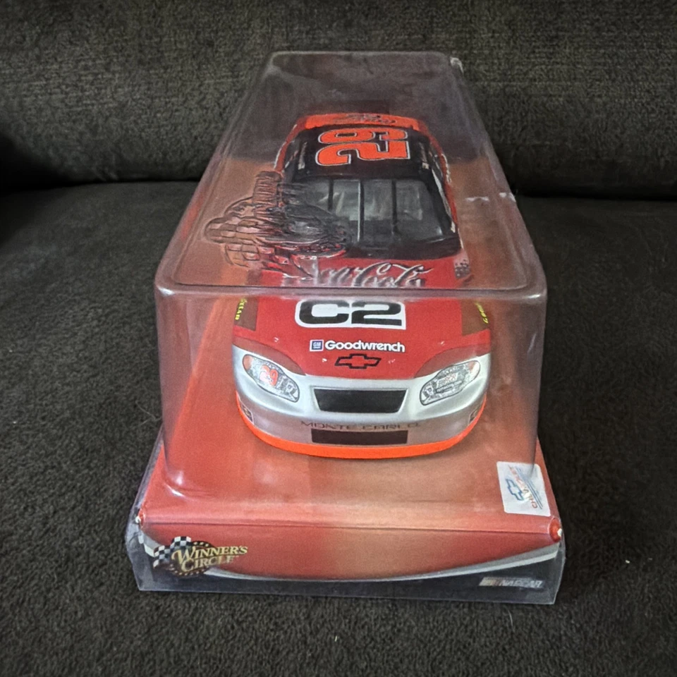 2004 1/24 #29 Kevin Harvick Goodwrench/Círculo de ganadores de Coca Cola C2 Foto 4 de 4