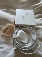Apple AirPods Pro 2nd Generation w/Wireless Charging Case USB  C free case ..