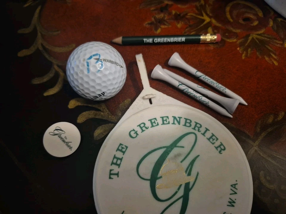 Bolsa de golf clásica Greenbrier Resort Hotel etiqueta logotipo bola Callaway con "B" + extra Foto 3 de 3