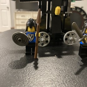 Vintage 1984 LEGO Castle Black Falcons Set 6030 Catapult Minifigs Manual 100%