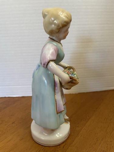 VTG Royal Sealy Girl With Flower Basket 7.75” Figurine Hand Painted Japan - Picture 4 of 6