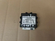 Toyota Prius III 2014 Headlight Leveling Control Module Unit 89960-47121 *